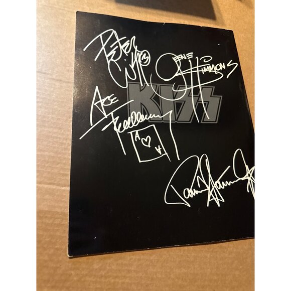 KISS Alive Worldwide Tour Book 1996-1997 With Photos cover damage - Picture 6 of 7